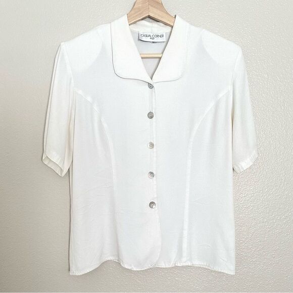 Vintage White Minimalist Button Front Neutral Short Sleeved Blouse Shirt - Picture 1 of 6